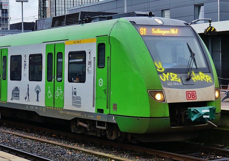 SBahn Seite 4 Nahverkehr in Hessen